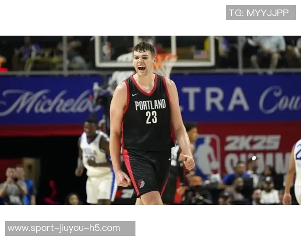 克林根29场比赛狂揽130个前场篮板展现绝佳抢板能力引领联盟榜首 克林根29场比赛狂揽130个前场篮板展现绝佳抢板能力引领联盟榜首